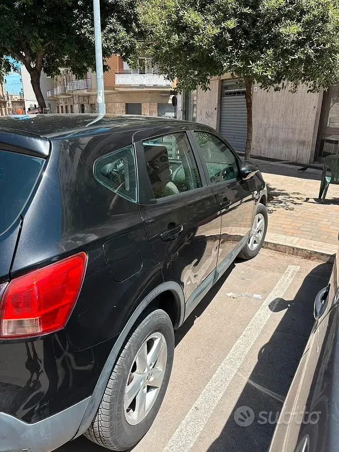 Usata Nissan Qashqai Acenta 106 CV (77 kW) 2008 Nero SUV
