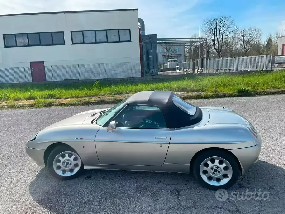 Usata Fiat Barchetta 131 CV (96 kW) 1999 Grigio Cabrio