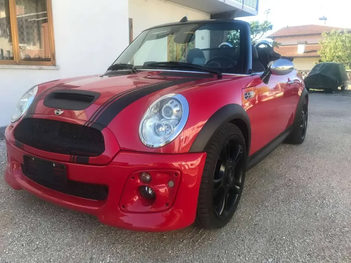 Usata Mini John Cooper Works Cabriolet 211 CV (155 kW) 2005 Rosso Cabrio