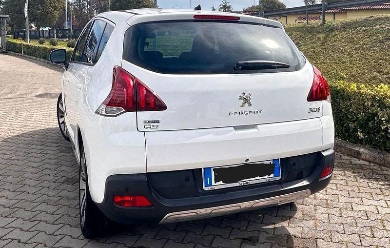 Usata Peugeot 3008 Allure 120 CV (88 kW) 2016 Bianco SUV