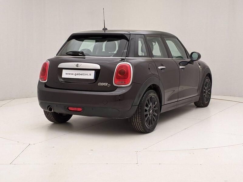 Usata Mini Cooper D Business 116 CV (85 kW) 2015 Nero Utilitaria