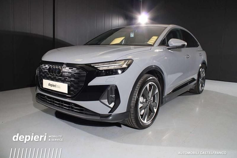 Usata Audi Q4 e-tron S-Line 210 kW (286 CV) 2024 Grigio SUV