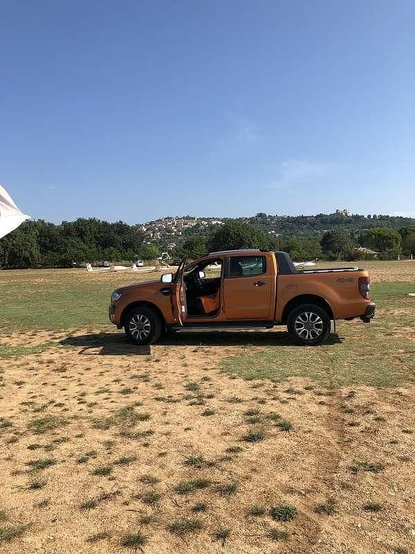 Usata Ford Ranger Wildtrack 200 CV (147 kW) 2018 Oro Pick-up