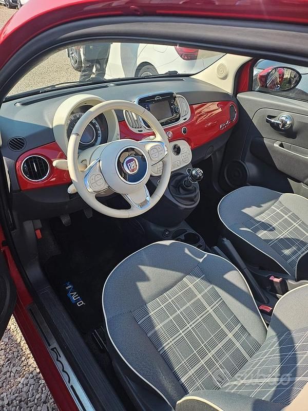 Rosso Usata 2017 Fiat 500 Cabrio | 9500 € (Buon prezzo) - Immagine 1/4