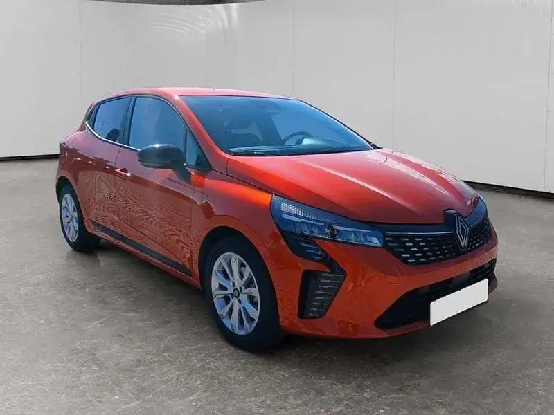 Nuova Renault Clio SE 66 CV (48 kW) 2026 Arancione Utilitaria