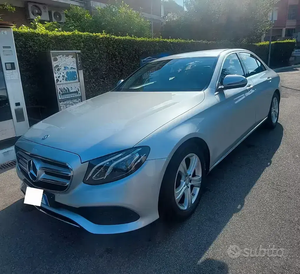 Usata Mercedes E220 184 CV (135 kW) 2016 Grigio Berlina