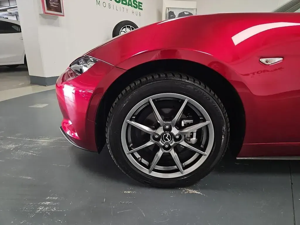 Usata Mazda MX5 Exceed 132 CV (97 kW) 2022 Rosso Cabrio