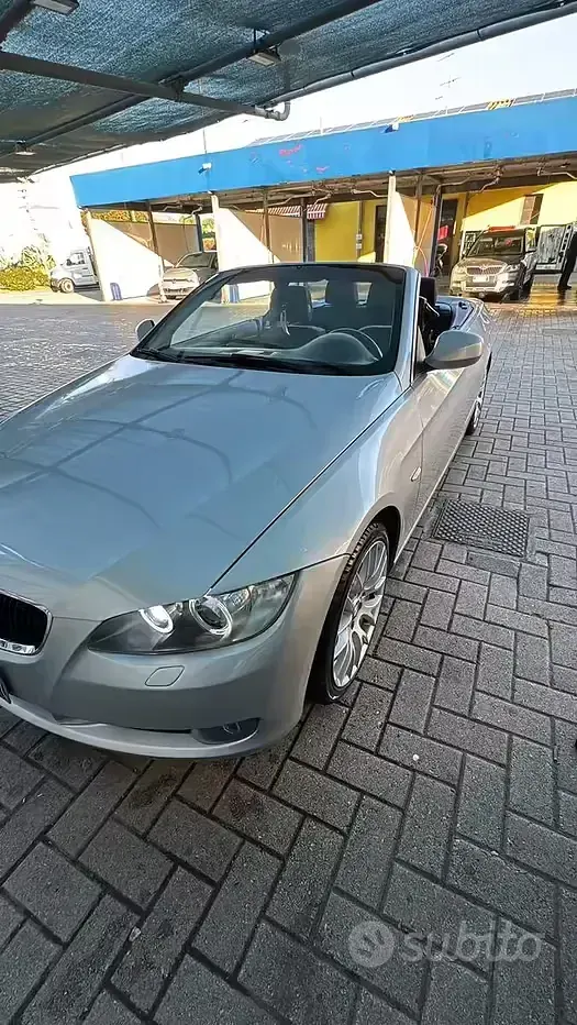 Usata BMW 320 Cabriolet 184 CV (135 kW) 2010 Grigio Cabrio