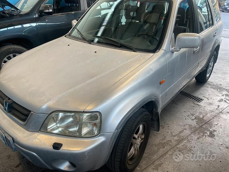 Grigio Usata 2000 Honda CR-V SUV | 1500 € (Ottimo prezzo) - Immagine 1/4