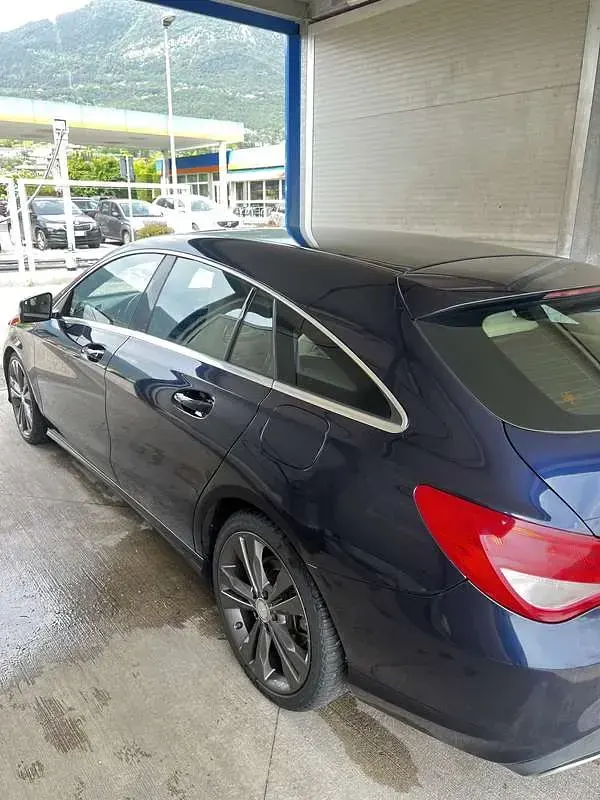 Usata Mercedes CLA180 Shooting Brake 109 CV (80 kW) 2017 Station wagon