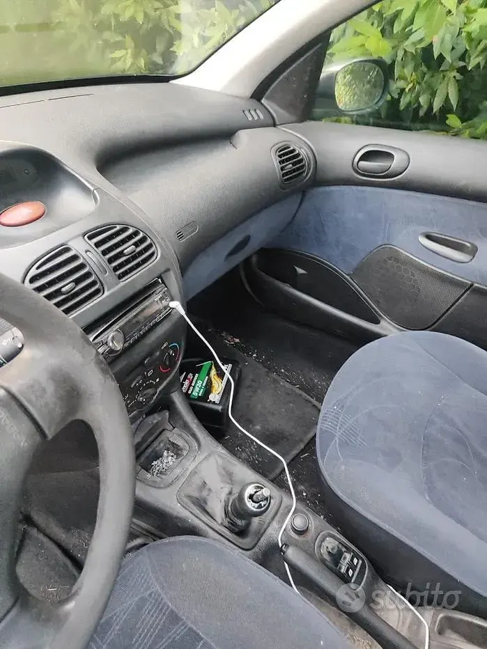 Usata Peugeot 206 60 CV (44 kW) 2003 Utilitaria
