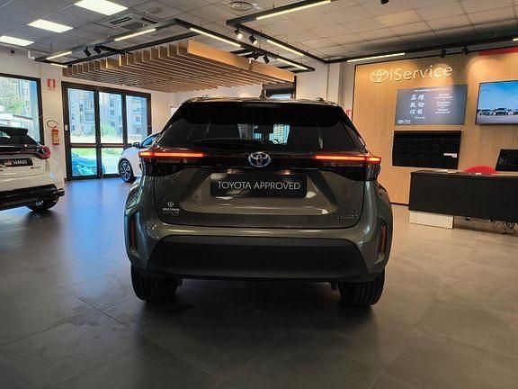 Usata Toyota Yaris Cross Trend 116 CV (85 kW) 2022 Grigio SUV