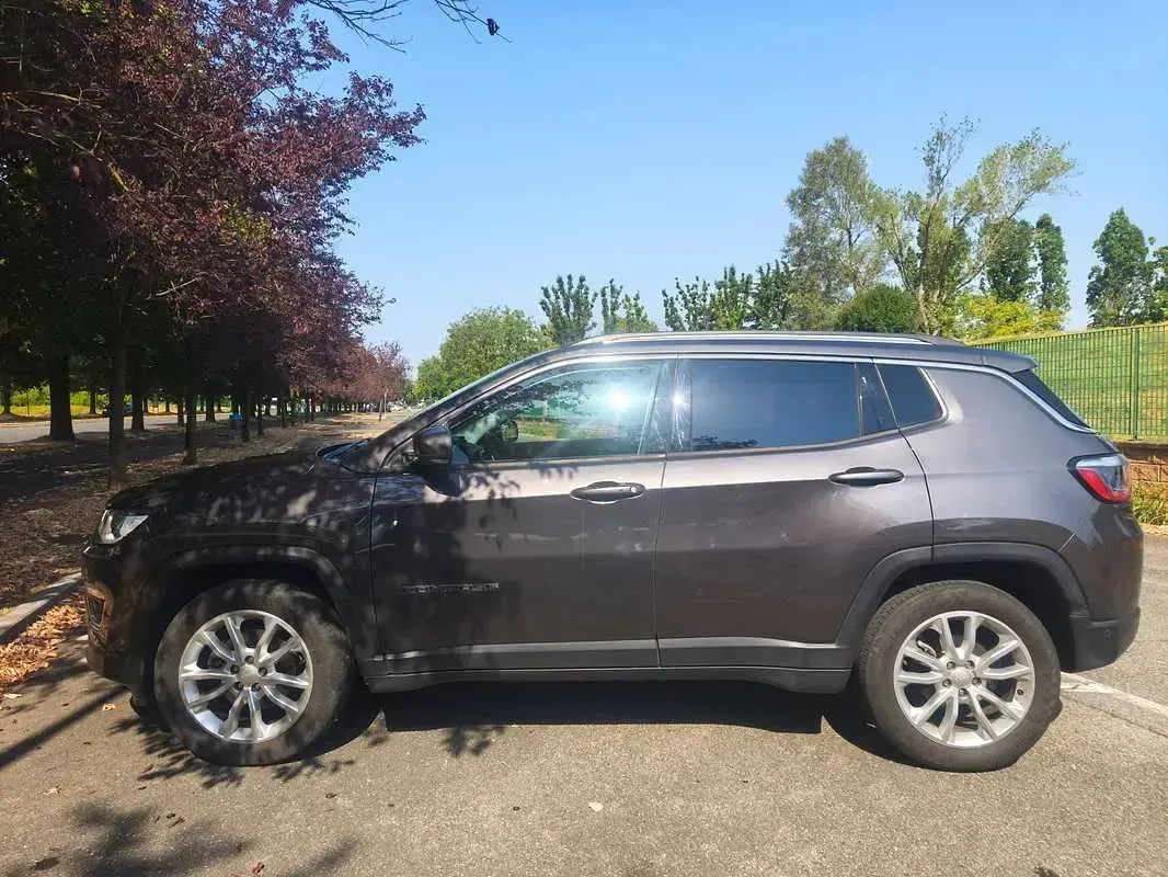 Usata Jeep Compass Limited 120 CV (88 kW) 2021 Grigio SUV