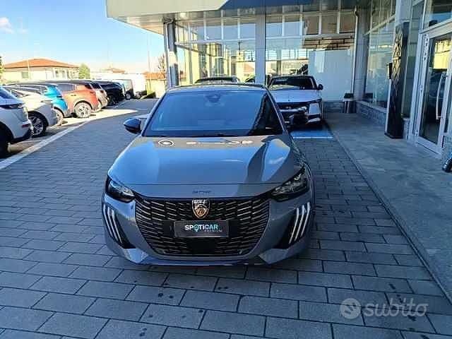 Usata Peugeot 208 GT 145 CV (106 kW) 2025 Grigio Utilitaria