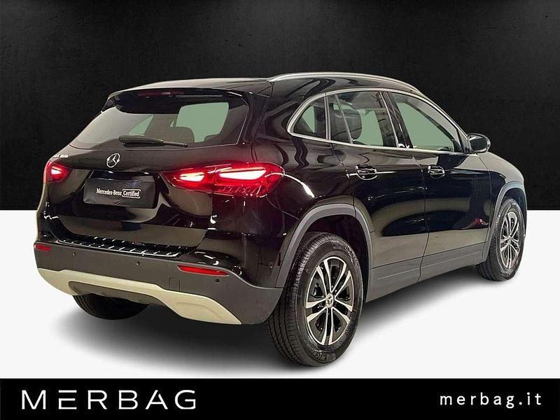 Nuova Mercedes GLA180 Advanced 136 CV (100 kW) 2025 Nero SUV