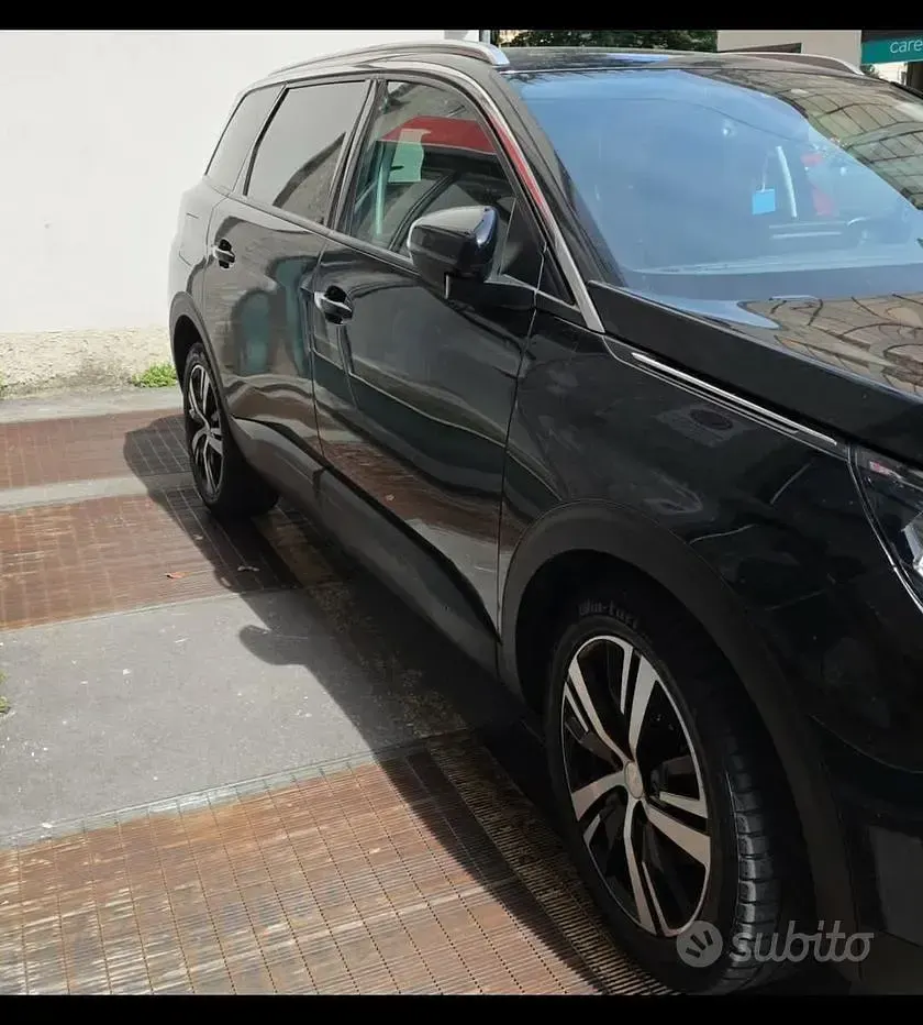 Usata Peugeot 5008 2019 Nero SUV