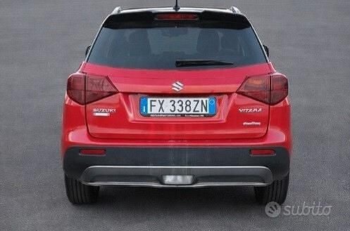 Usata Suzuki Vitara Cool 111 CV (81 kW) 2019 Rosso SUV