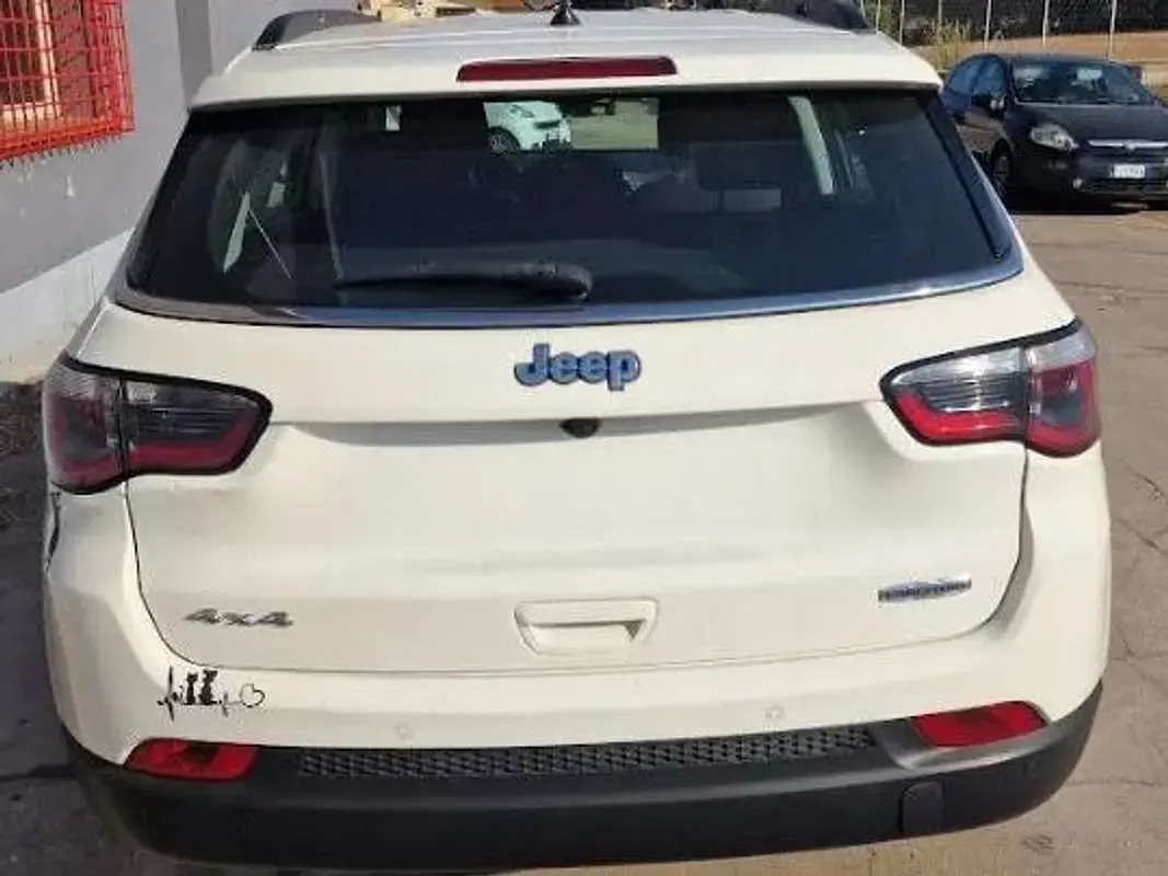 Usata Jeep Compass Longitude 140 CV (102 kW) 2018 Bianco SUV