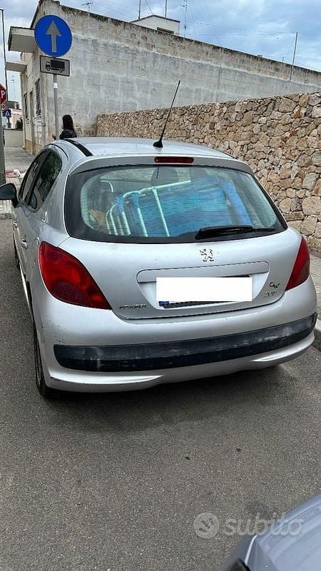 Usata Peugeot 207 70 CV (51 kW) 2009 Grigio Utilitaria