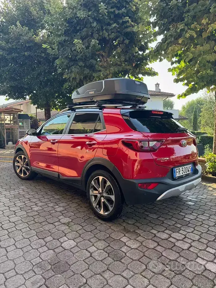 Usata Kia Stonic 110 CV (80 kW) 2018 Rosso SUV