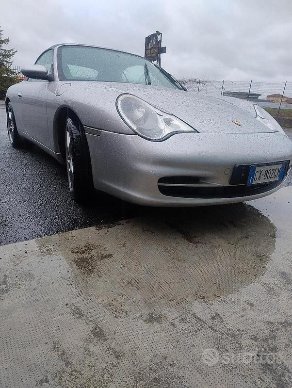Usata Porsche 996 345 CV (253 kW) 2002 Grigio Cabrio