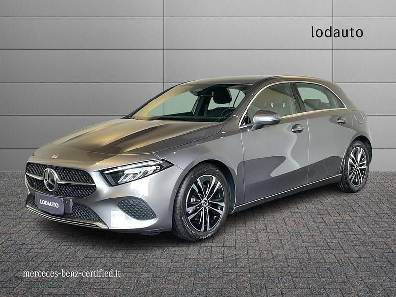 Usata Mercedes A180 Advanced 116 CV (85 kW) 2024 Antracite Berlina