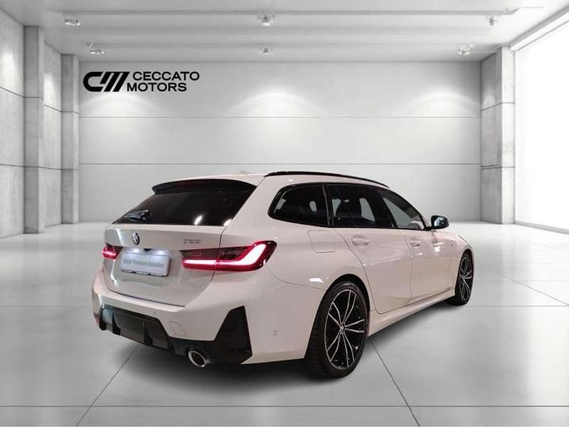 Begagnad BMW 320 M Sport 190 HK (139 kW) 2023 Vit Kombi