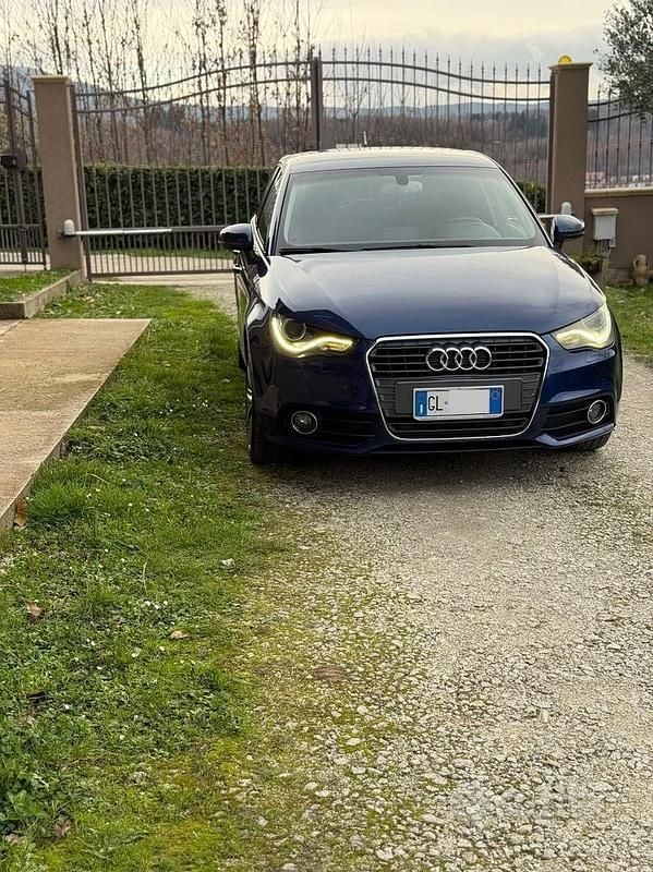 Usata Audi A1 105 CV (77 kW) 2012 Utilitaria