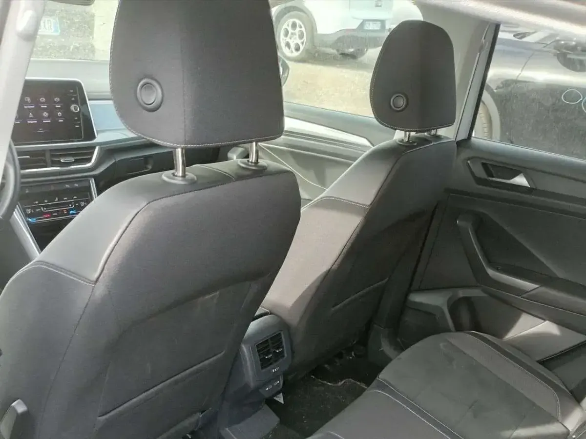 Begagnad VW T-Roc Style 150 HK (110 kW) 2023 Vit SUV
