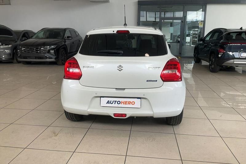 Usata Suzuki Swift 83 CV (61 kW) 2024 Bianco Utilitaria