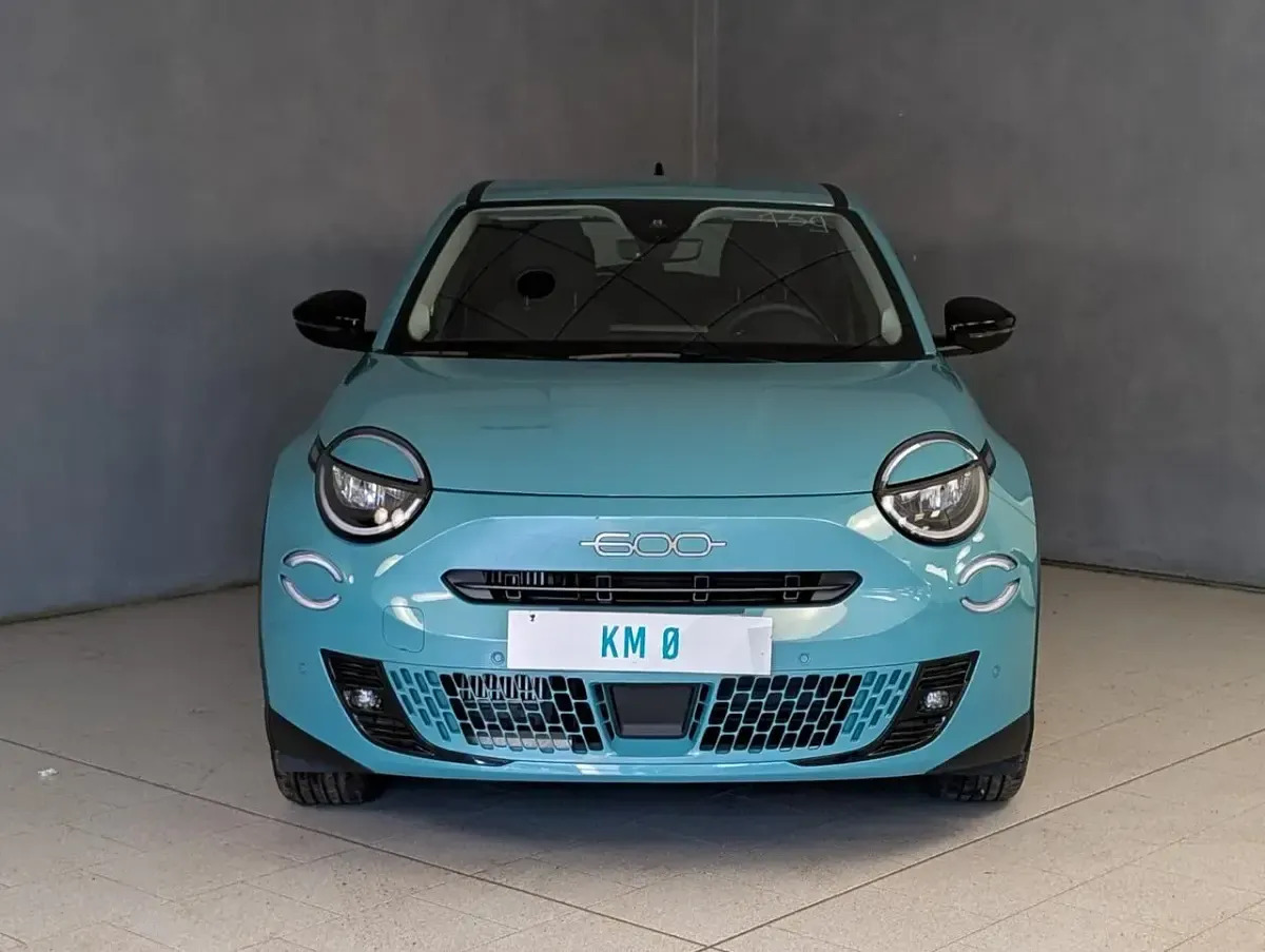 Usata Fiat 600 Pop 145 CV (106 kW) 2025 SUV