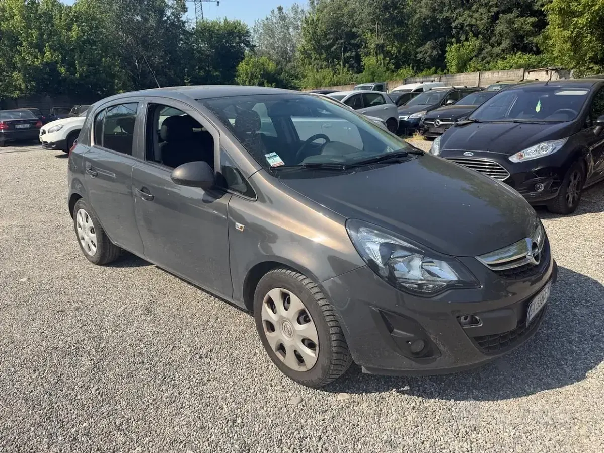 Usata Opel Corsa Sport 75 CV (55 kW) 2014 Utilitaria