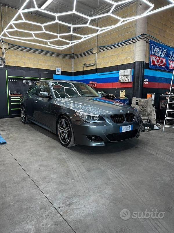 Usata 2006 BMW 530 Tre volumi | 13.500 € - Immagine 1/4