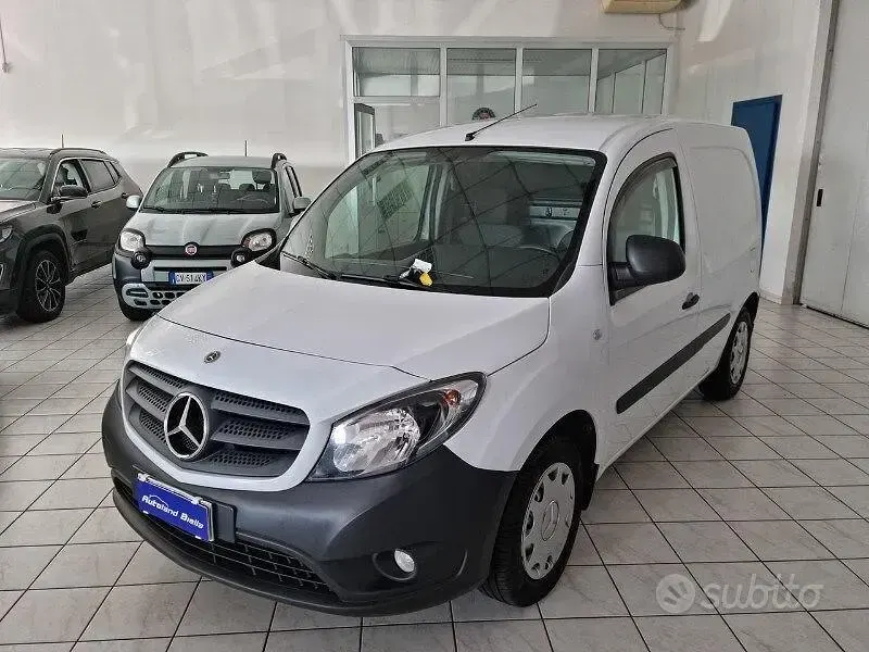 Begagnad Mercedes Citan 111 116 HK (85 kW) 2021 Vit Van