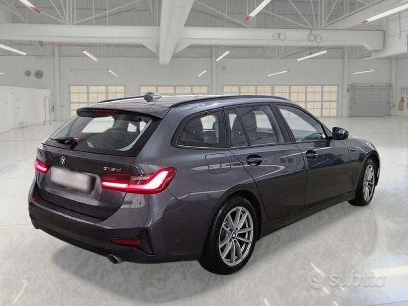Usata BMW 318 Advantage 150 CV (110 kW) 2020 Grigio Station wagon
