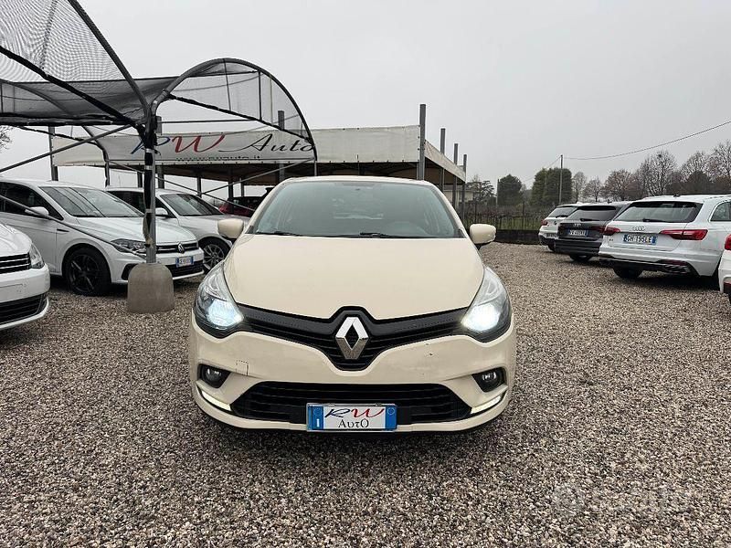 Usata Renault Clio IV 90 CV (66 kW) 2017 Bianco Berlina
