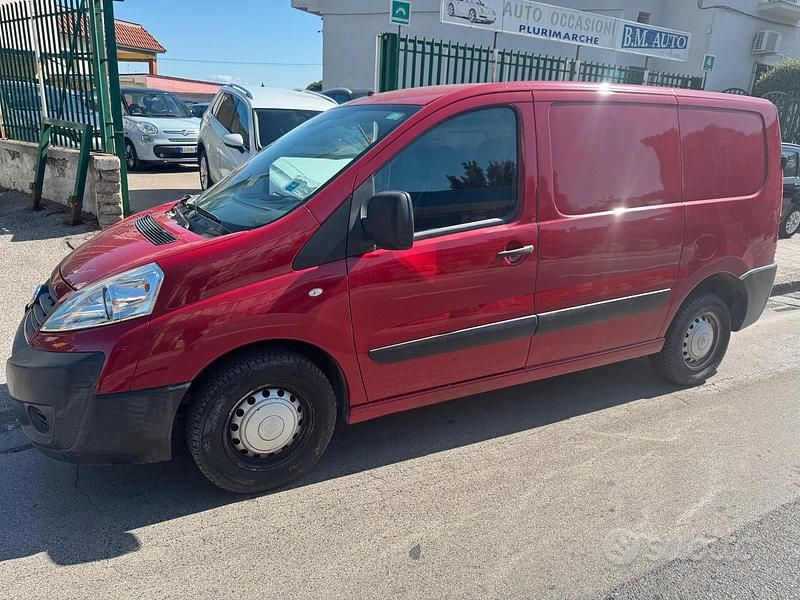 Usata Fiat Scudo Comfort 89 CV (65 kW) 2011 Rosso Furgone