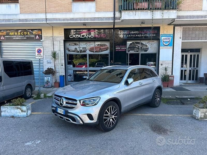 Usata Mercedes GLC220 194 CV (142 kW) 2021 Grigio SUV