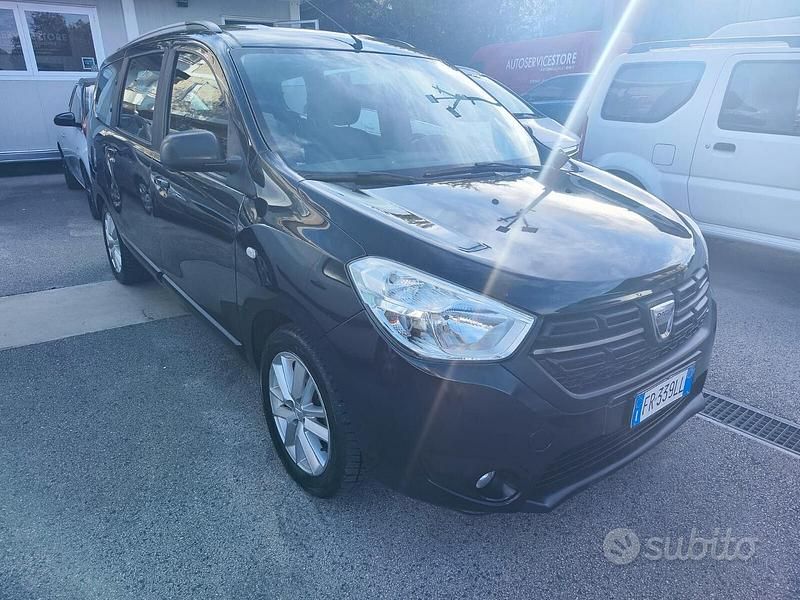Usata Dacia Lodgy Comfort 110 CV (80 kW) 2018 Nero Monovolume
