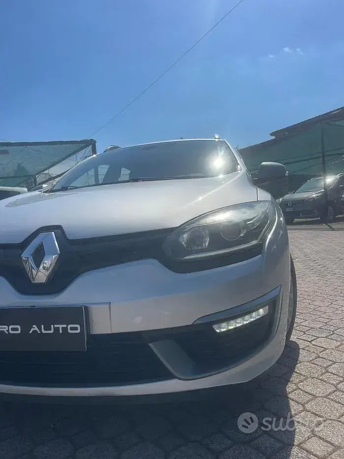 Usata Renault Mégane GrandTour GT 110 CV (80 kW) 2014 Grigio Station wagon