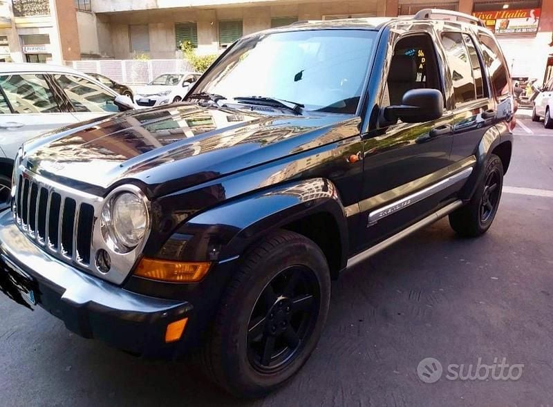 Usata Jeep Cherokee 2007 Nero SUV