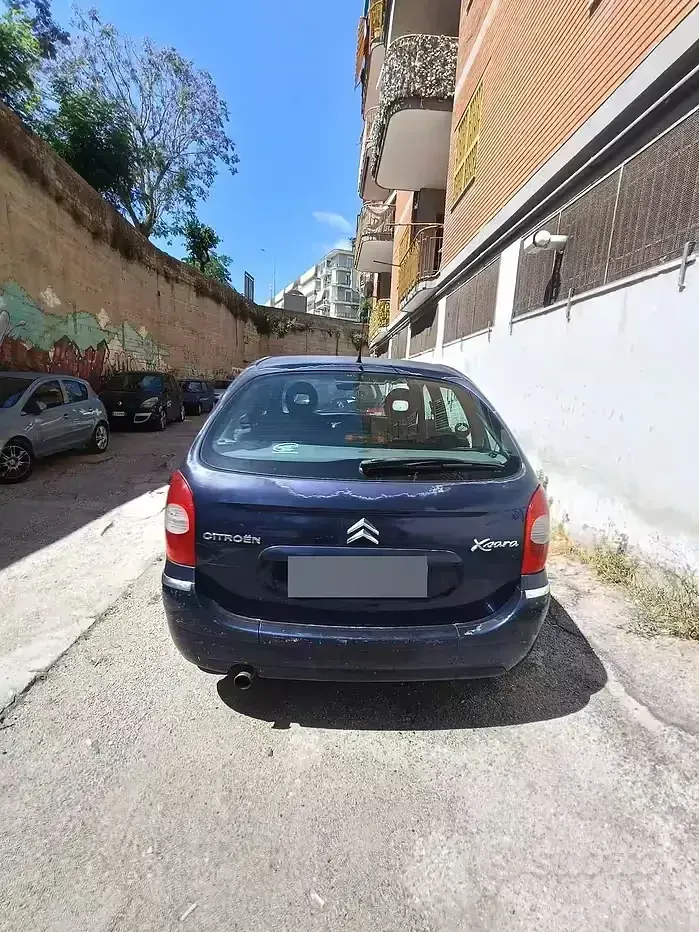 Usata Citroën Xsara Picasso 110 CV (80 kW) 2004 Bluazzurro Monovolume