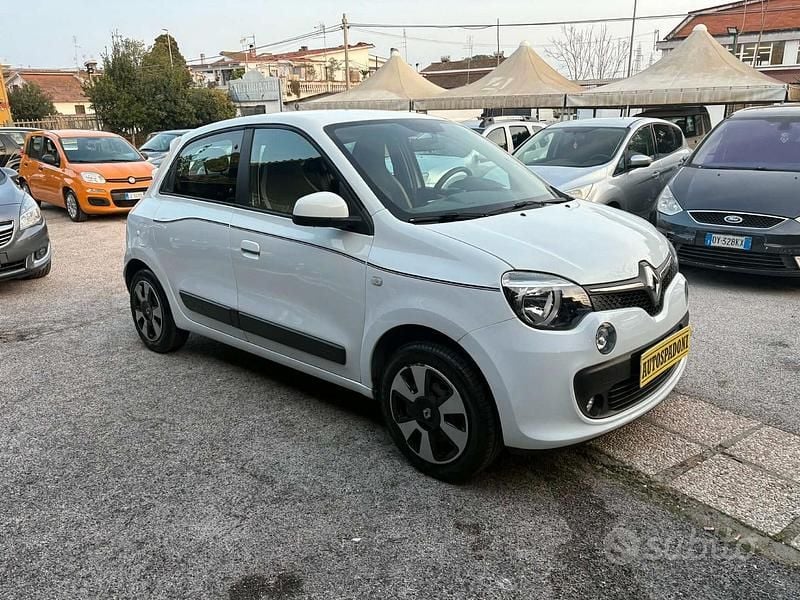 Usata Renault Twingo SE 69 CV (50 kW) 2017 Bianco Utilitaria
