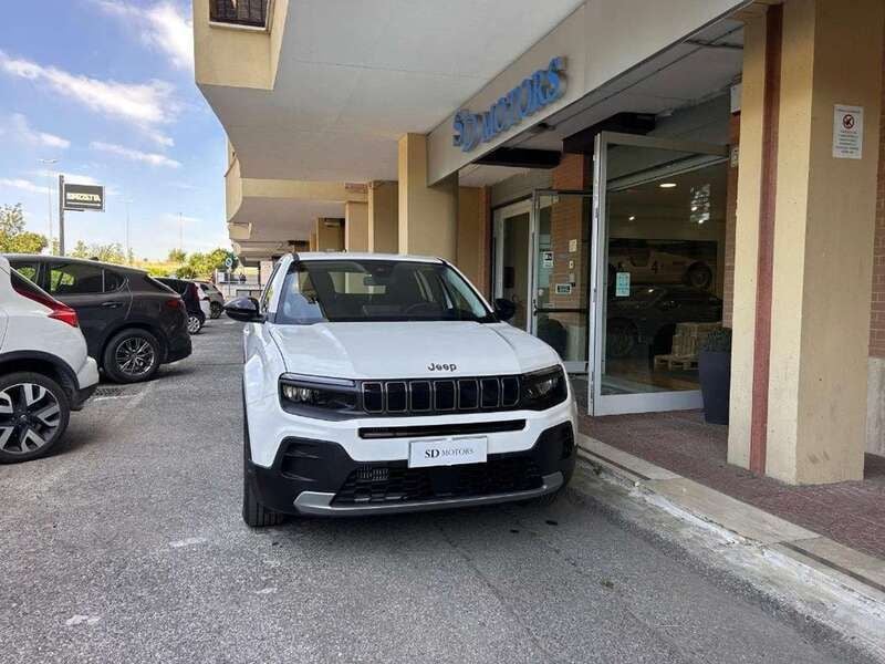 Usata Jeep Avenger Altitude 130 CV (95 kW) 2025 Bianco SUV