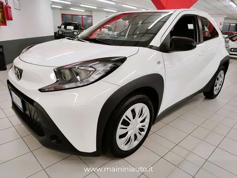 Usata Toyota Aygo X Active 72 CV (52 kW) 2022 SUV