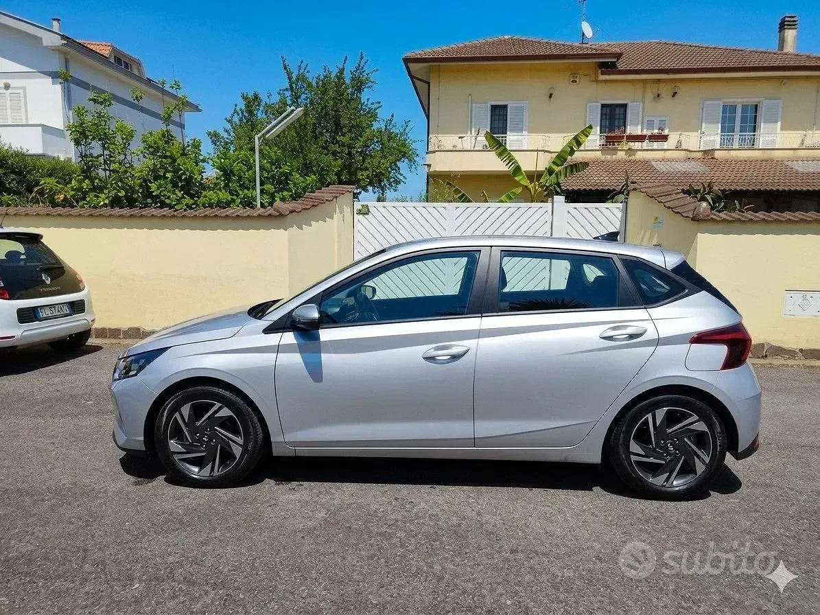 Usata Hyundai i20 84 CV (61 kW) 2022 Grigio Utilitaria