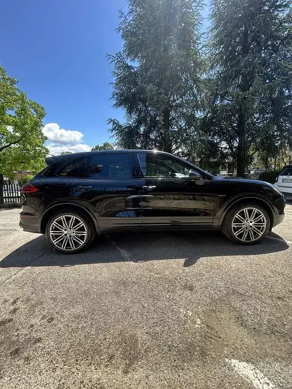 Usata Porsche Cayenne Platinum Edition 245 CV (180 kW) 2017 SUV