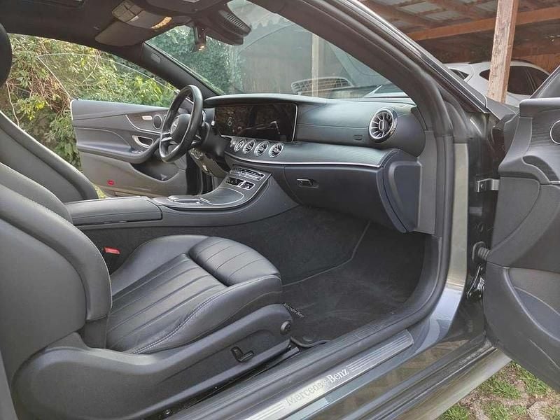 Usata Mercedes E300 AMG line 265 CV (194 kW) 2023 Coupé
