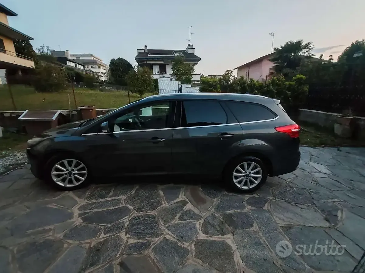Usata Ford Focus 2016 Nero Station wagon