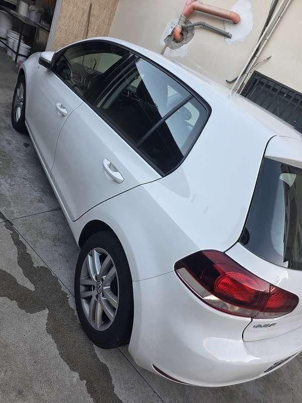Usata VW Golf VI Highline 105 CV (77 kW) 2011 Utilitaria